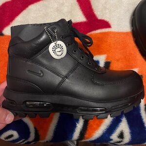 NIKE ACG GOADOME BOOTS
